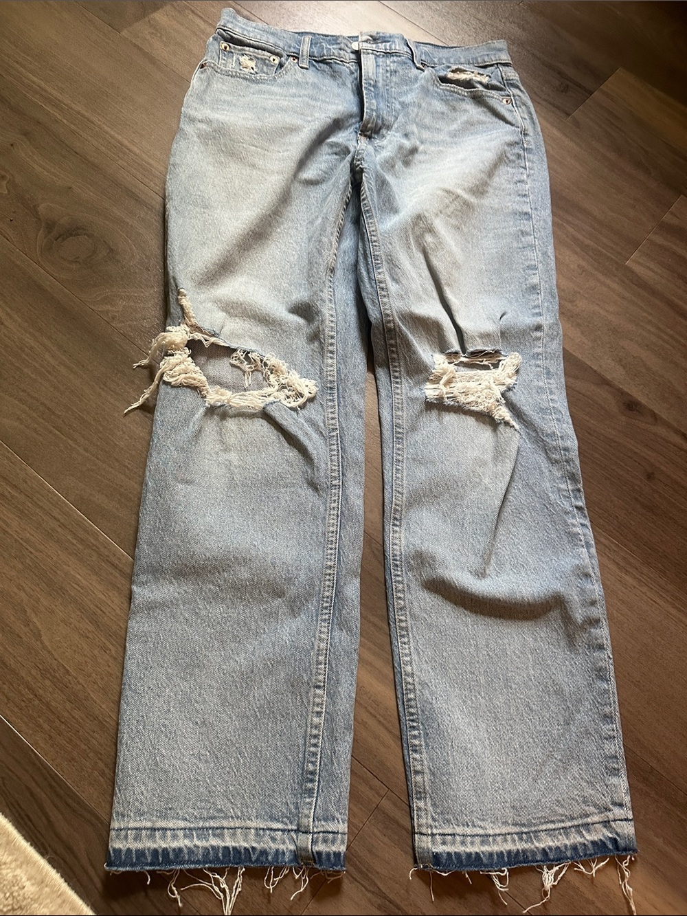 Light Blue Distressed Women's Jeans